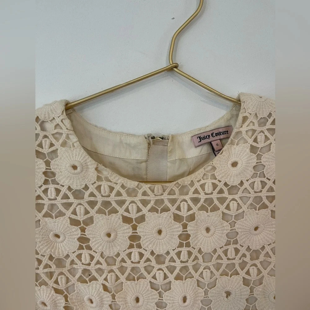 Juicy Couture eyelet cream dress size 6 - Picture 3 of 9